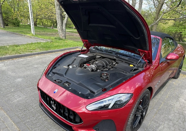 Maserati GranCabrio cena 330000 przebieg: 25600, rok produkcji 2018 z Warszawa małe 211